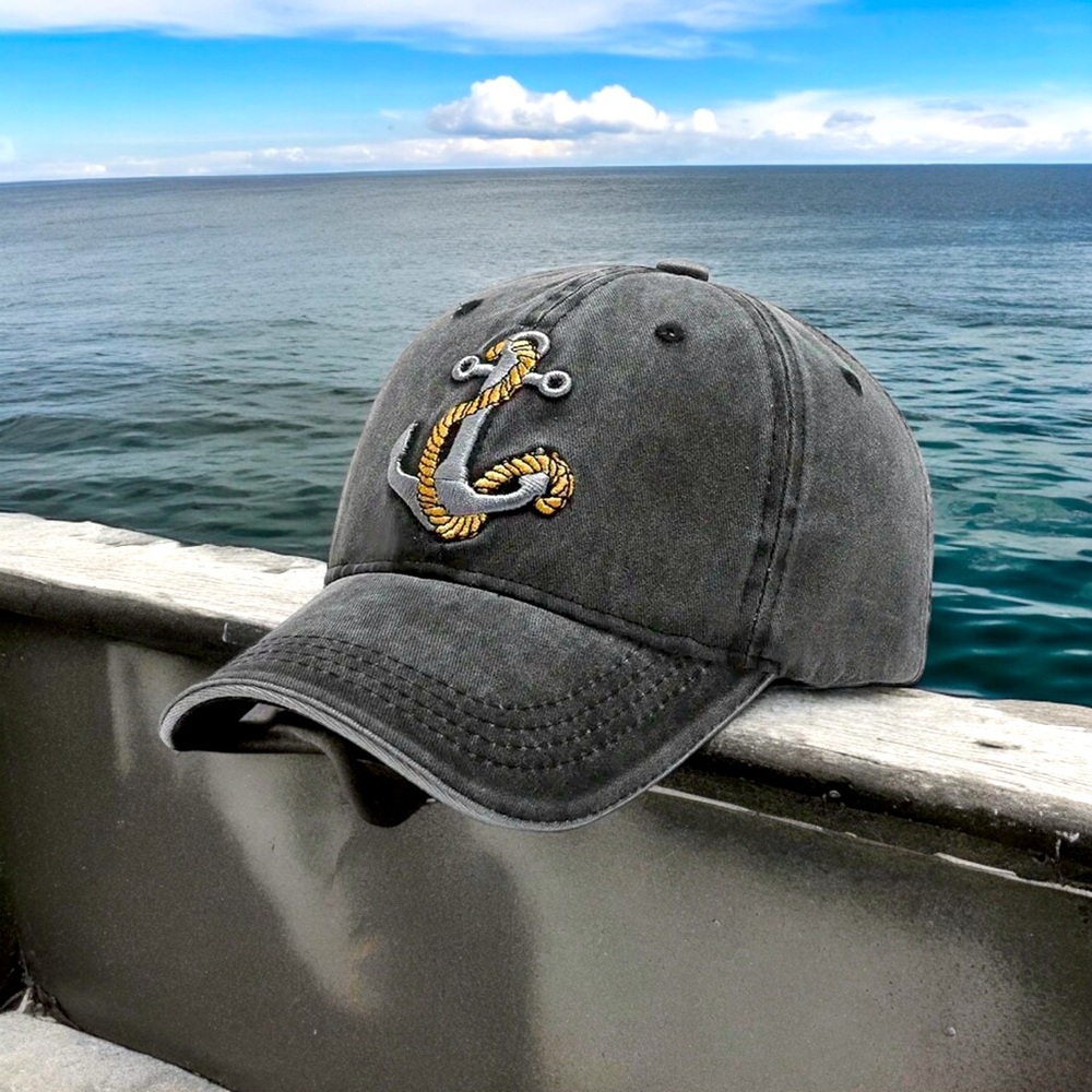 🆕 Anchor Embroidered Baseball Cap ⚓️
- Lightweight, Adjustable, Breathable